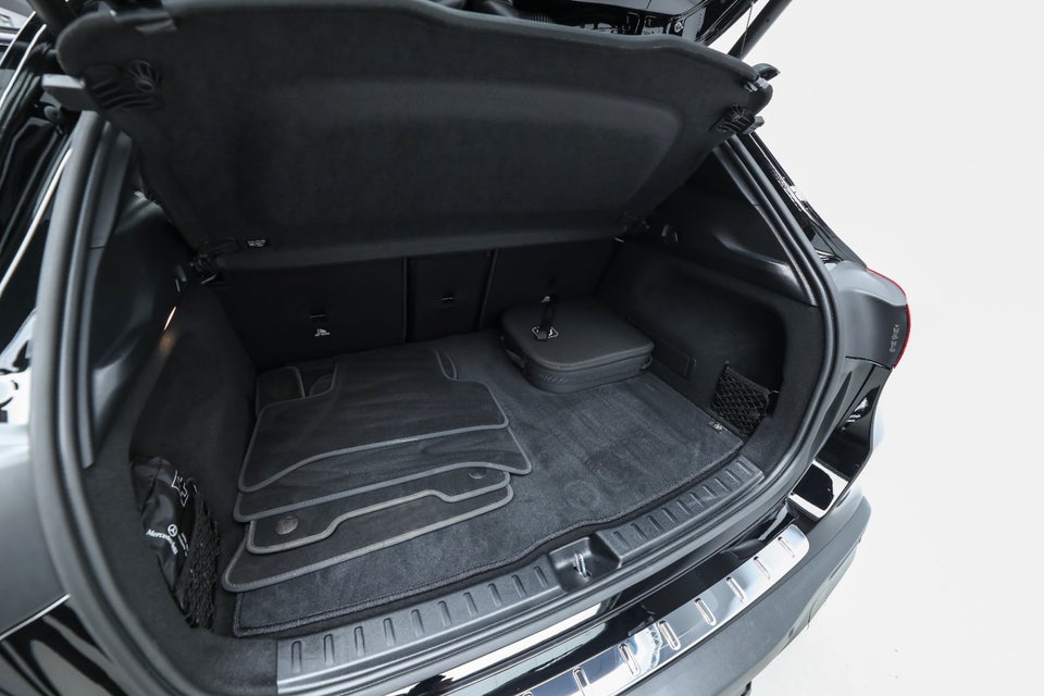 Mercedes EQA250+ AMG Advance 5d