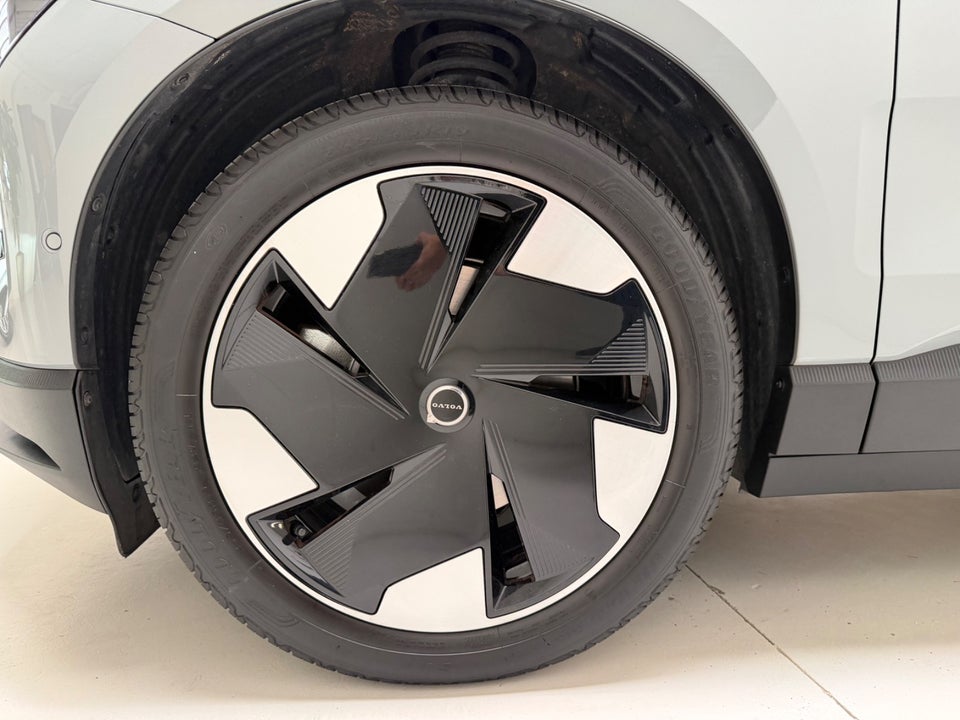 Volvo EX30 Extended Range Ultra 5d