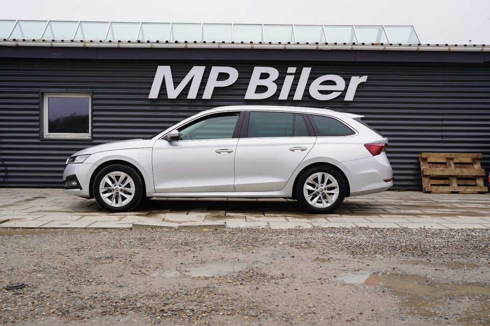 Skoda Octavia 2,0 TDi 150 Style First Edition Combi DSG 5d