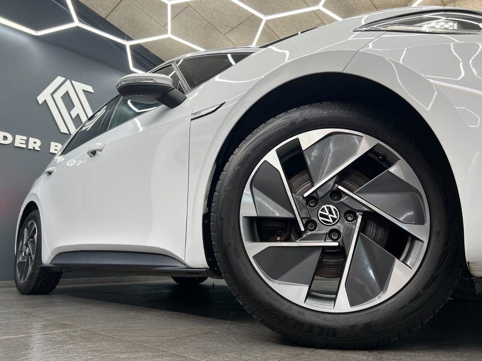 VW ID.3 58 Pro Performance Family 5d