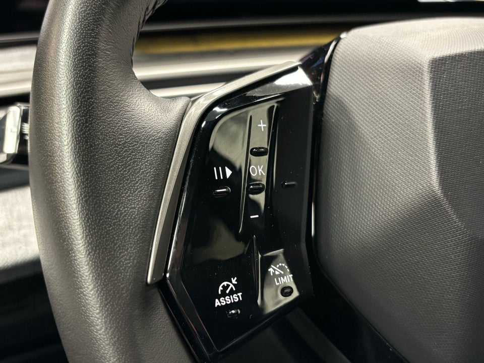 Peugeot e-3008 77 Allure 5d