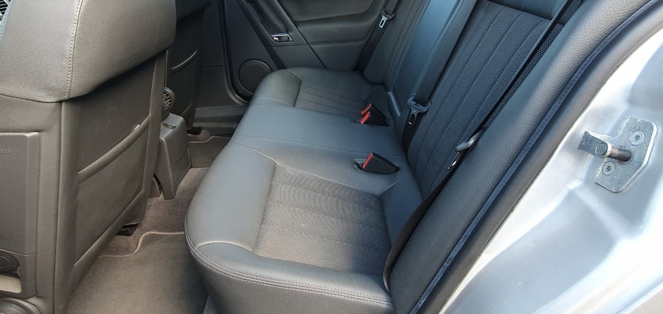 Opel Vectra 2,2 16V Direct Comfort 5d