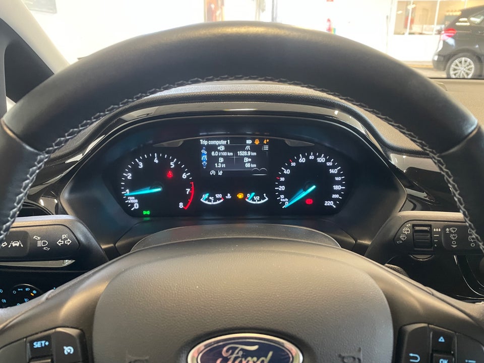 Ford Fiesta 1,0 EcoBoost Titanium X 5d