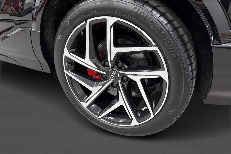 Audi Q6 e-tron Ultra quattro 5d