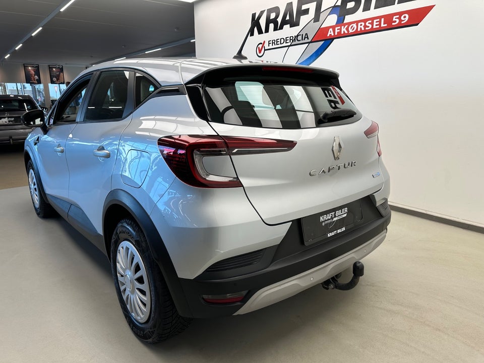 Renault Captur 1,6 E-Tech Zen 5d
