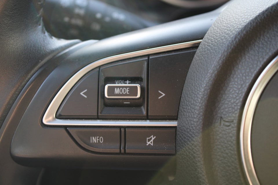 Suzuki Swift 1,2 Dualjet Club 5d