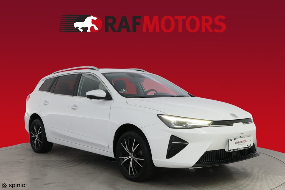MG MG5 61 Luxury 5d