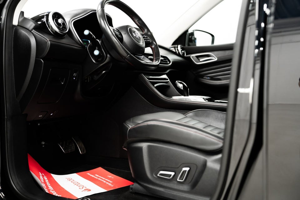 MG EHS 1,5 PHEV Luxury 5d