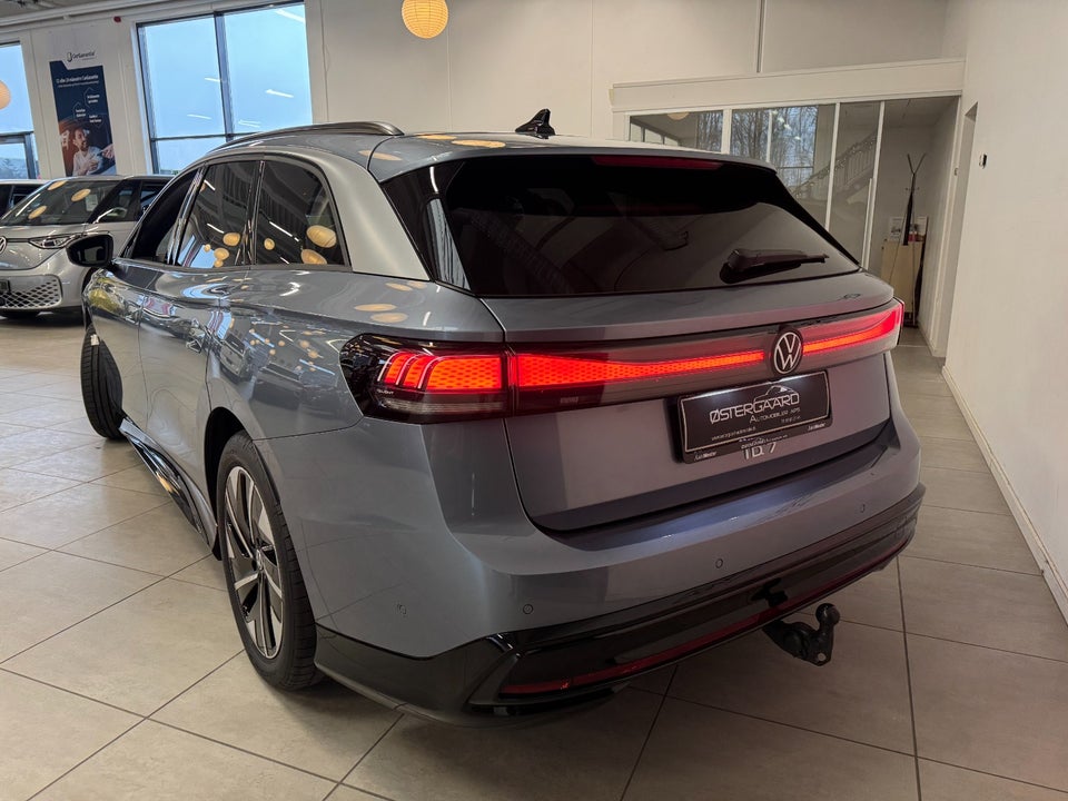 VW ID.7 77 Style Tourer 5d