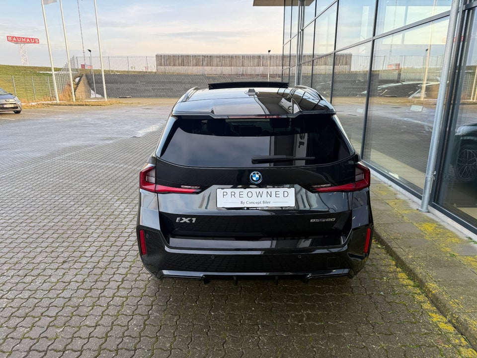 BMW iX1 eDrive20 Fully Charged M-Sport 5d