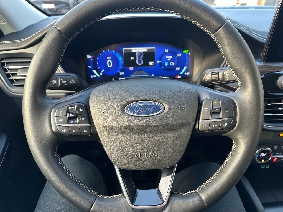 Ford Kuga 2,5 PHEV Vignale CVT 5d
