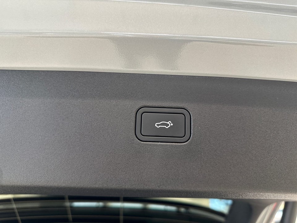 Volvo EX30 Extended Range Ultra 5d