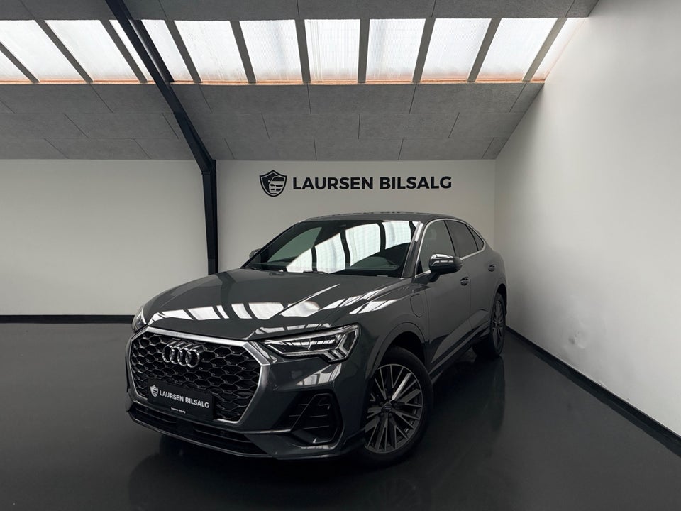 Audi Q3 45 TFSi e Attitude plus Sportback S-tr. 5d