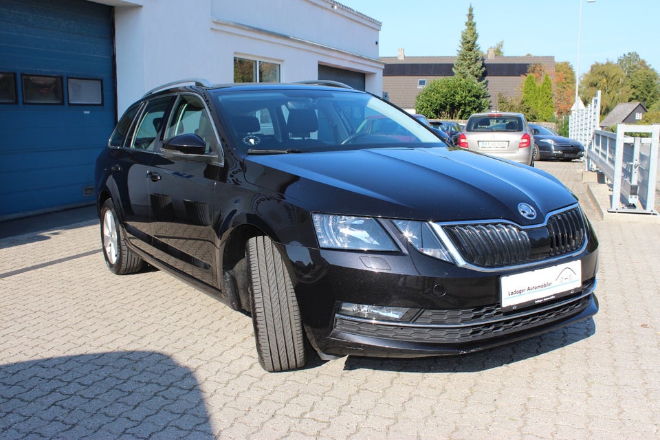 Skoda Octavia 2,0 TDi 150 Style Combi DSG 5d