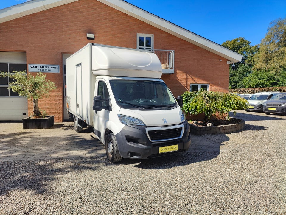 Peugeot Boxer 335 2,2 BlueHDi 165 L3 Alukasse m/lift 2d