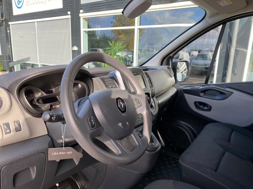 Renault Trafic T29 1,6 dCi 120 L2H1