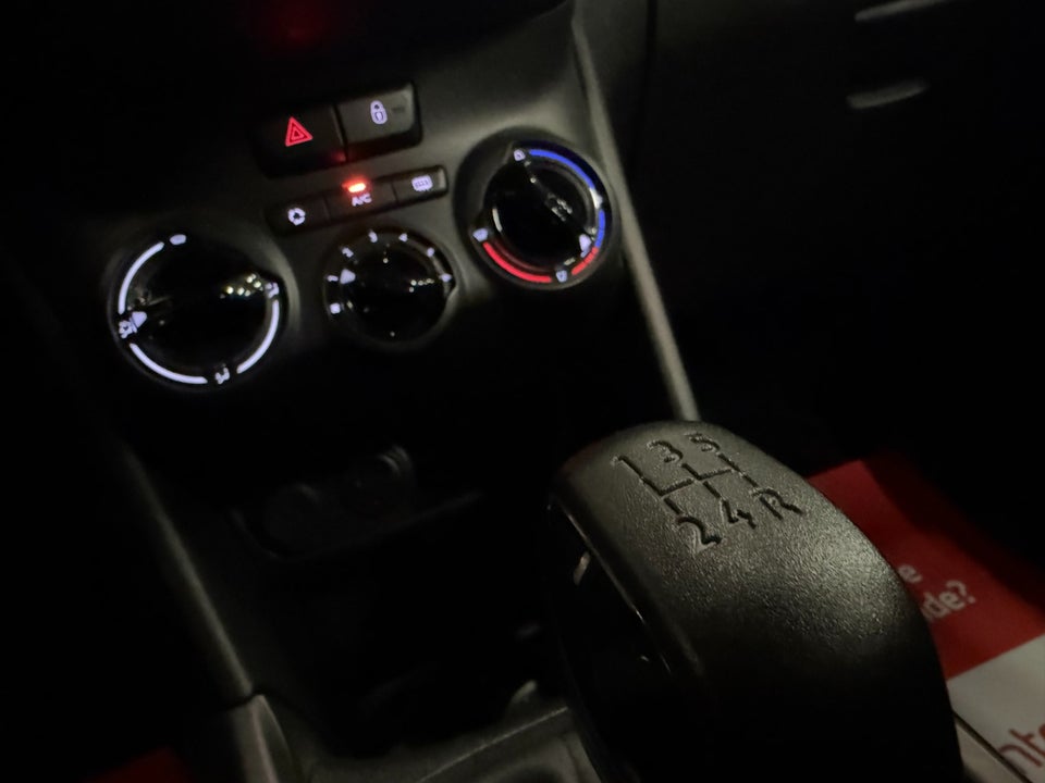 Peugeot 2008 1,2 VTi 82 Allure 5d