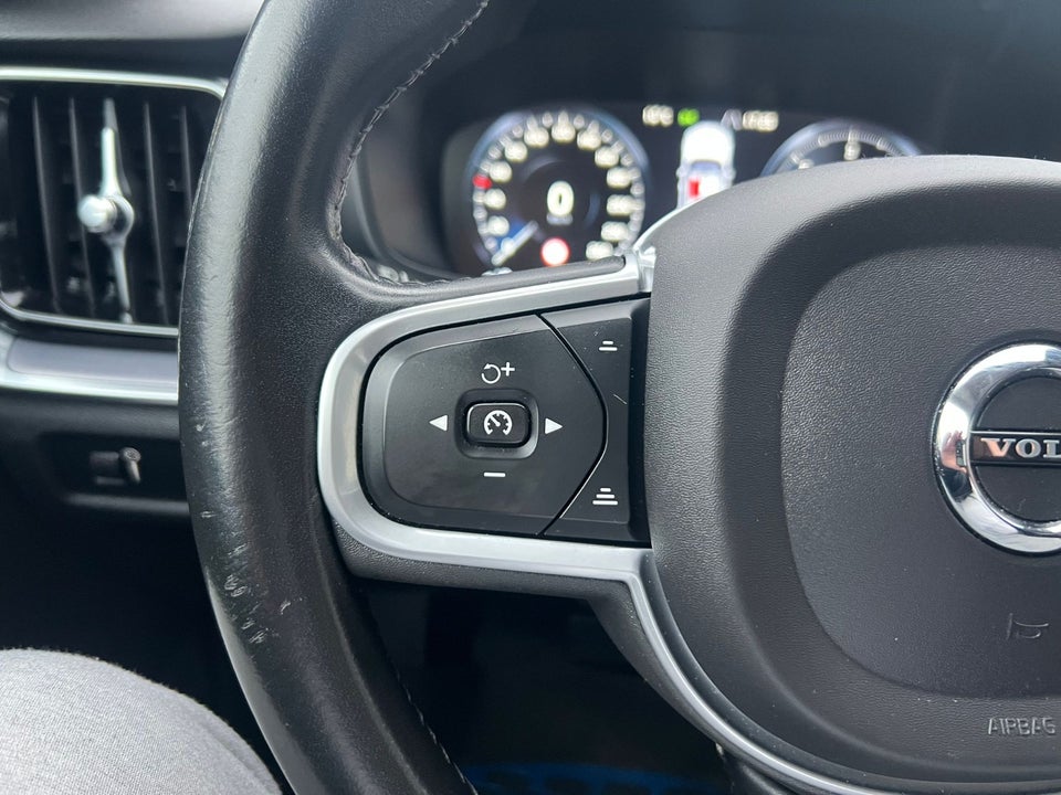 Volvo V60 2,0 B4 197 Inscription aut. 5d