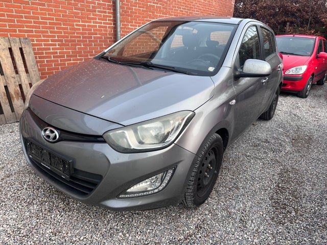 Hyundai i20 1,25 Life+ 5d