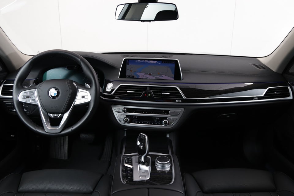 BMW 745e 3,0 Connected aut. 4d