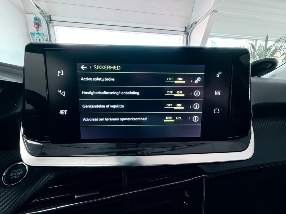 Peugeot 2008 1,2 PureTech 130 Allure Pack EAT8 5d