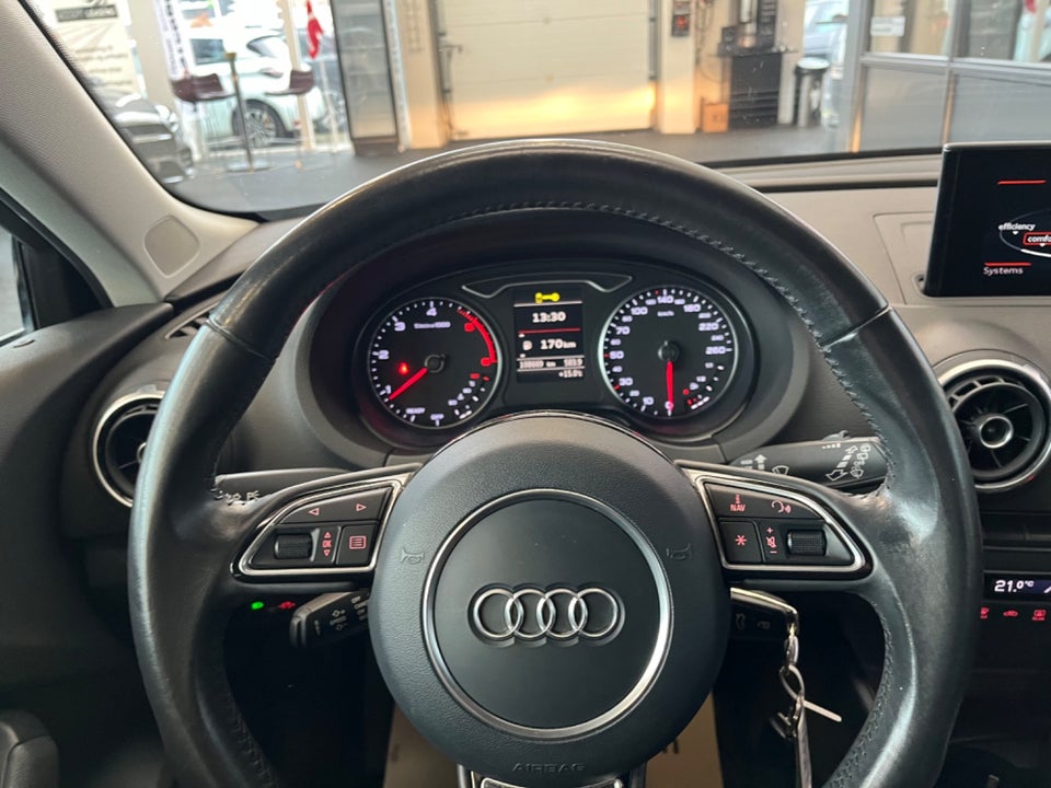 Audi A3 1,6 TDi 110 Ambition Sportback 5d