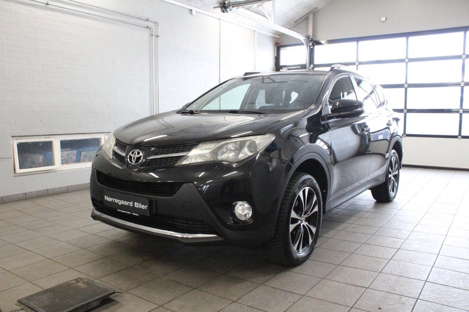 Toyota RAV4 2,2 D-4D 150 T3 4x4 Van 5d
