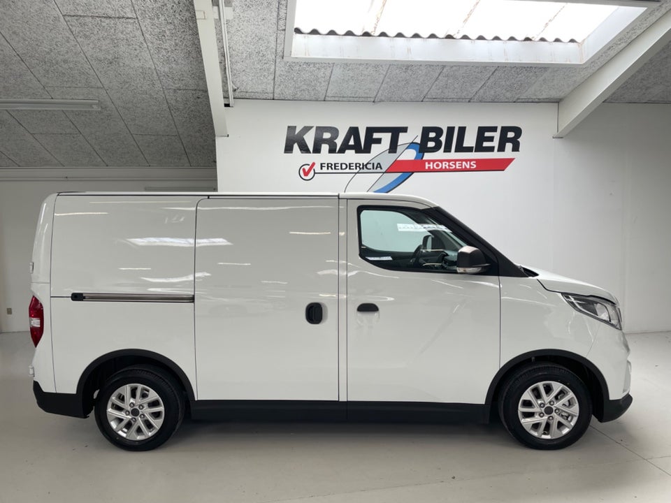 Maxus e-Deliver 3 50 Cargo Van SWB