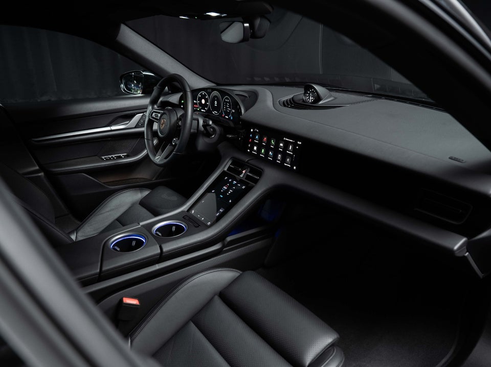 Porsche Taycan Performance+ Sport Turismo 5d