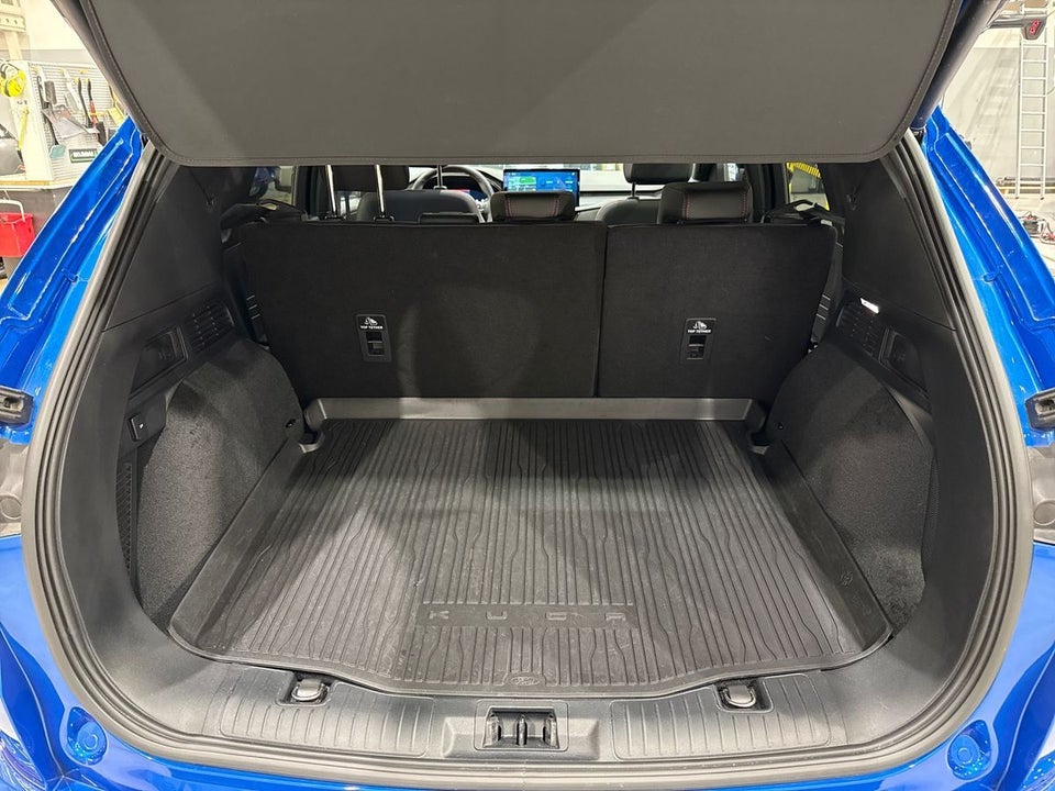 Ford Kuga 2,5 PHEV ST-Line X CVT 5d