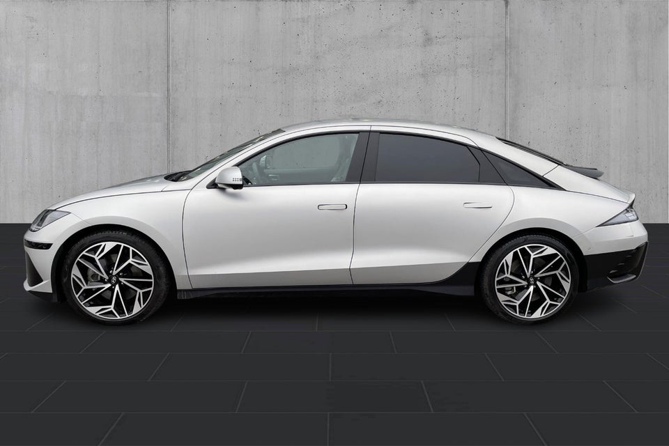 Hyundai Ioniq 6 77 Ultimate AWD 4d