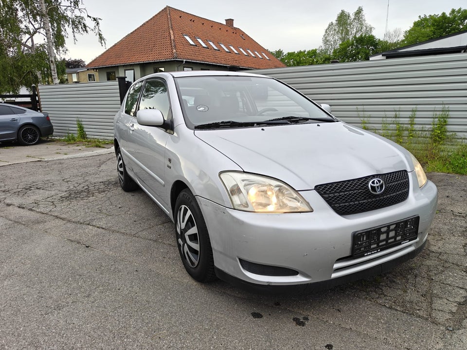 Toyota Corolla 1,4 Terra 3d