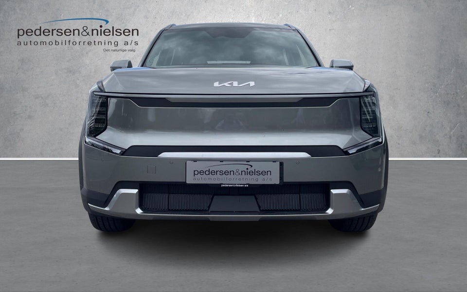 Kia EV9 76 Standard Range Upgrade RWD 7prs 5d