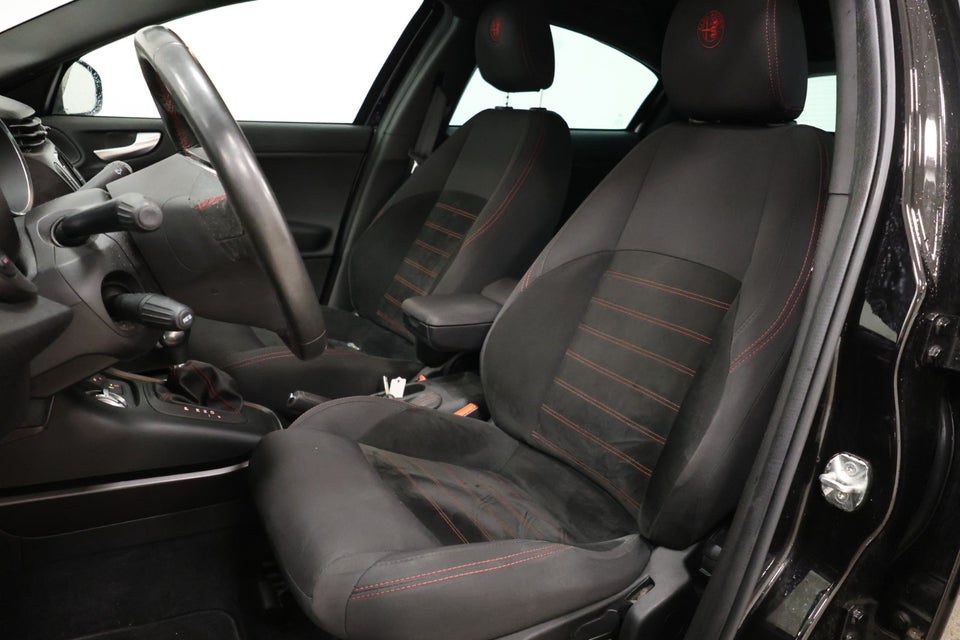 Alfa Romeo Giulietta 1,6 JTD 120 Super TCT 5d