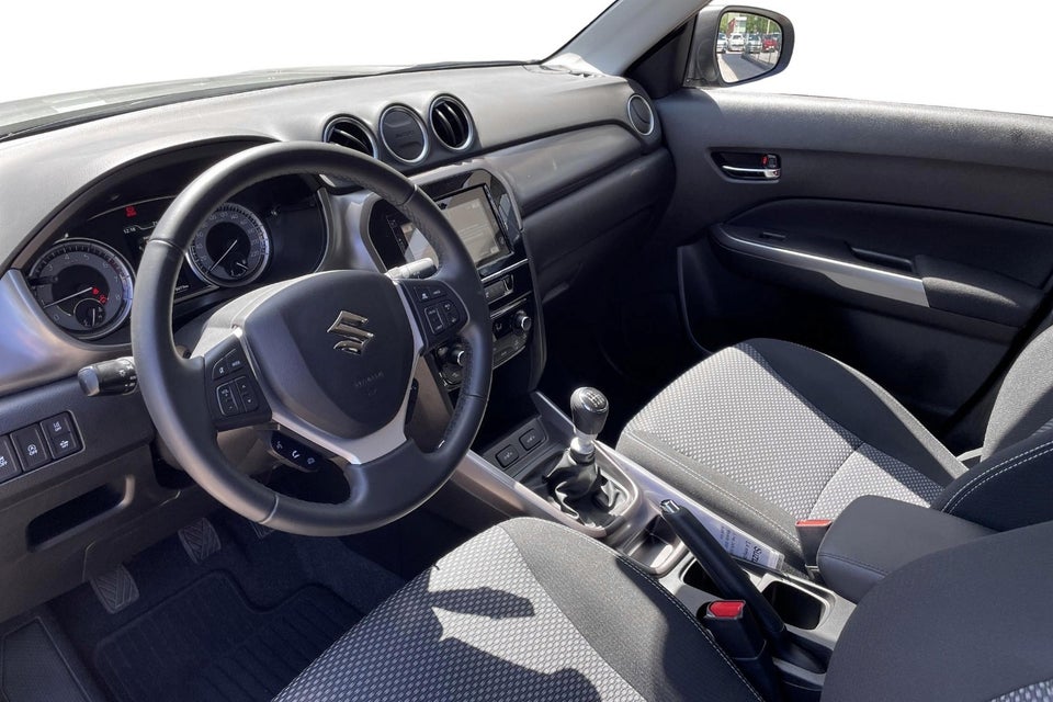Suzuki Vitara 1,4 mHybrid Active 5d