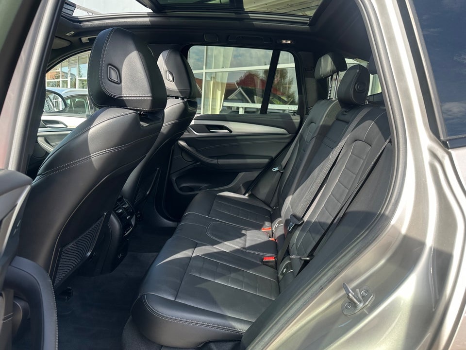 BMW iX3 Charged Plus 5d