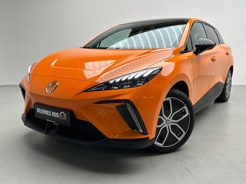 MG 4 77 Luxury Extended Range 5d