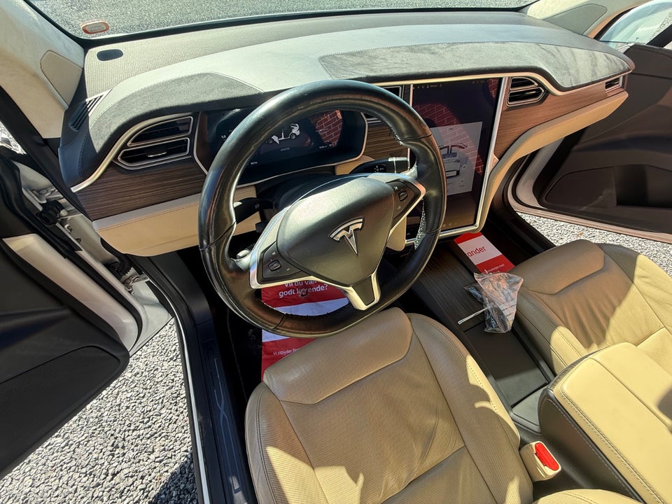 Tesla Model X 90D 5d