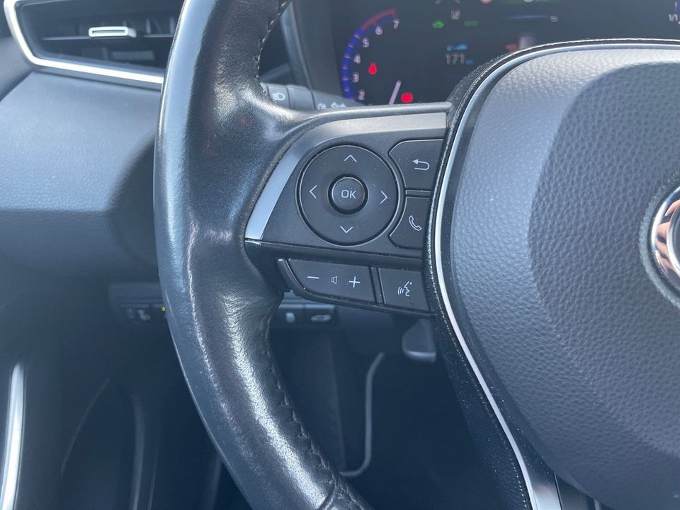 Toyota Corolla 1,8 Hybrid H3 Smart Touring Sports MDS 5d