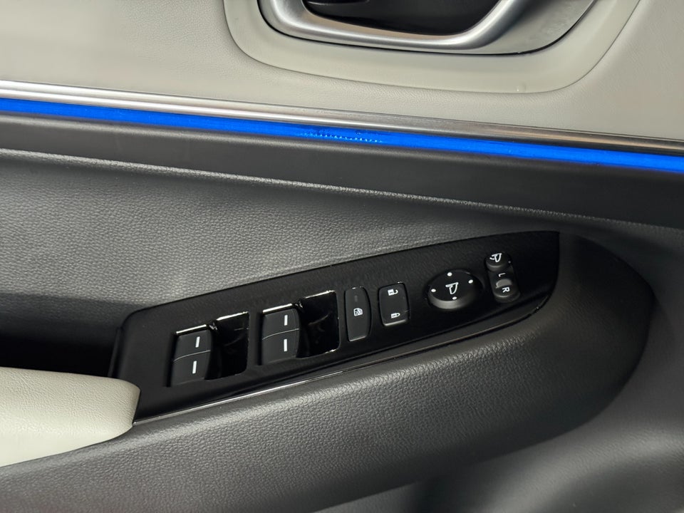 Honda e:Ny1 Advance 5d