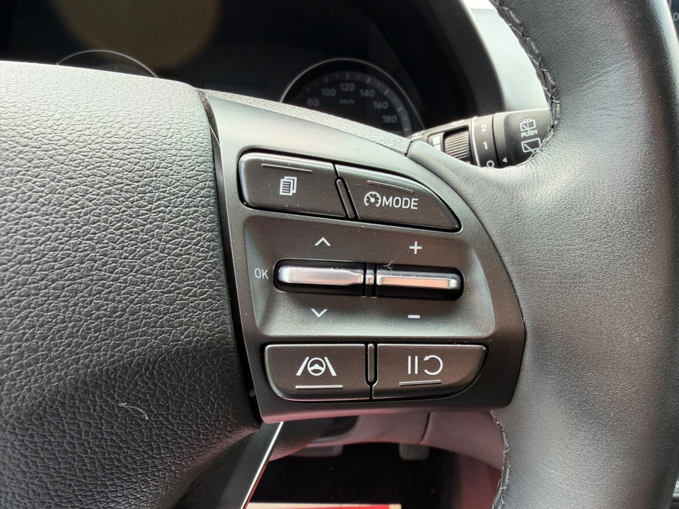 Hyundai i30 1,0 T-GDi Essential stc. DCT 5d