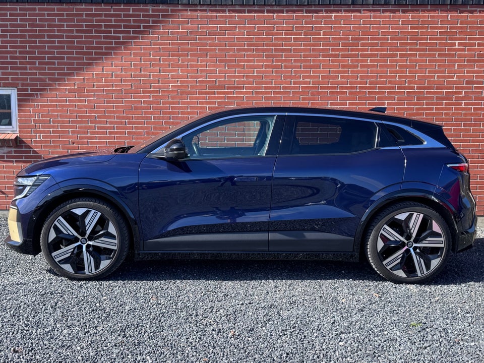 Renault Megane E-Tech 60 Iconic 5d