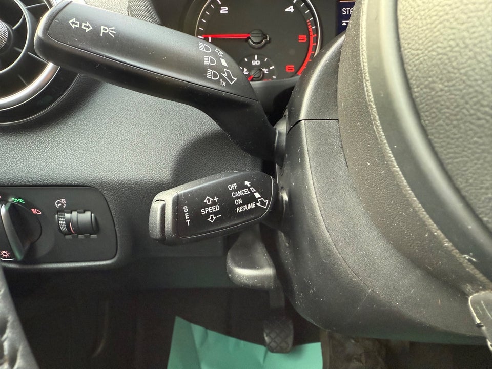 Audi A1 1,6 TDi 105 Ambition Sportback 5d