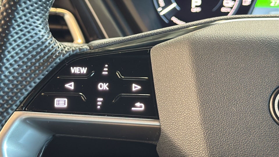 Audi Q4 e-tron 40 S-line 5d