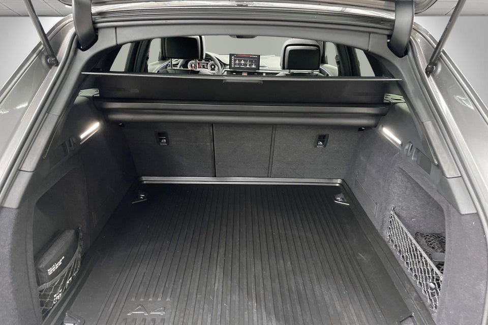 Audi A4 40 TFSi Prestige plus Avant S-tr. 5d