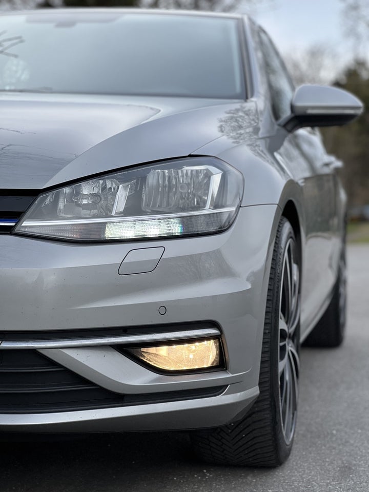 VW Golf VII 1,5 TSi 130 Comfortline DSG 5d