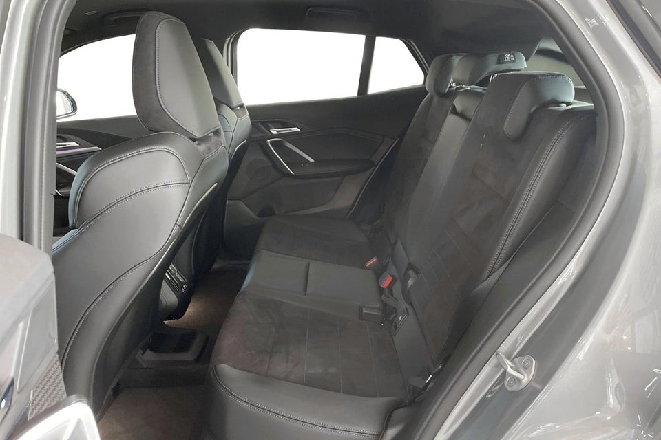 BMW iX2 eDrive20 M-Sport 5d