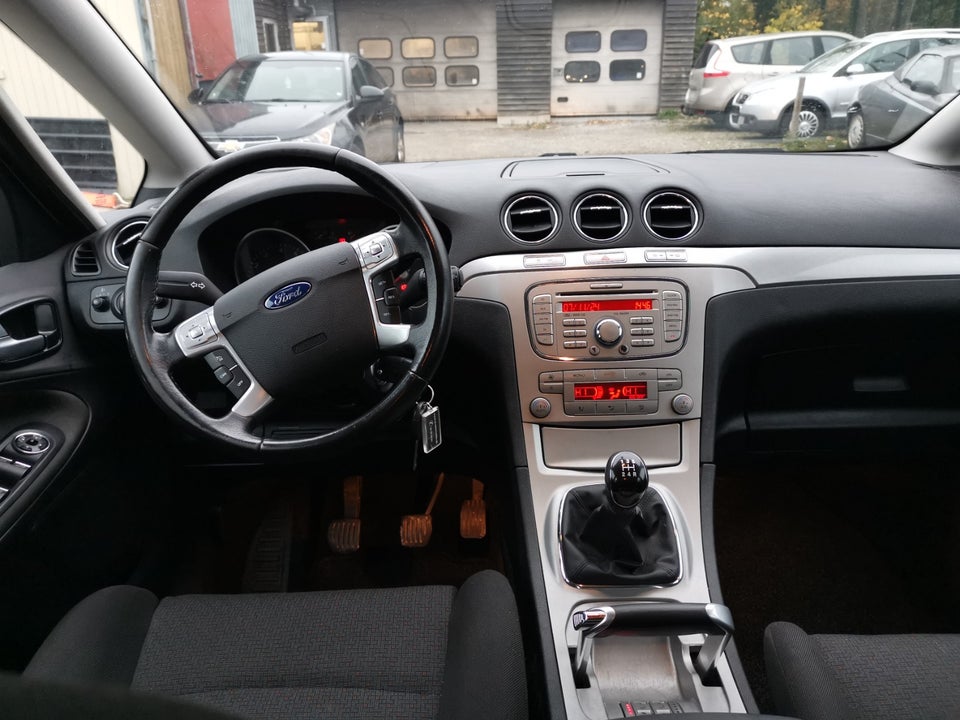 Ford S-MAX 2,0 Trend 7prs 5d