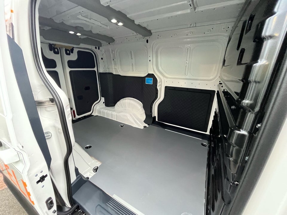 Kia PV5 71 Cargo L2H1 Long Range Work