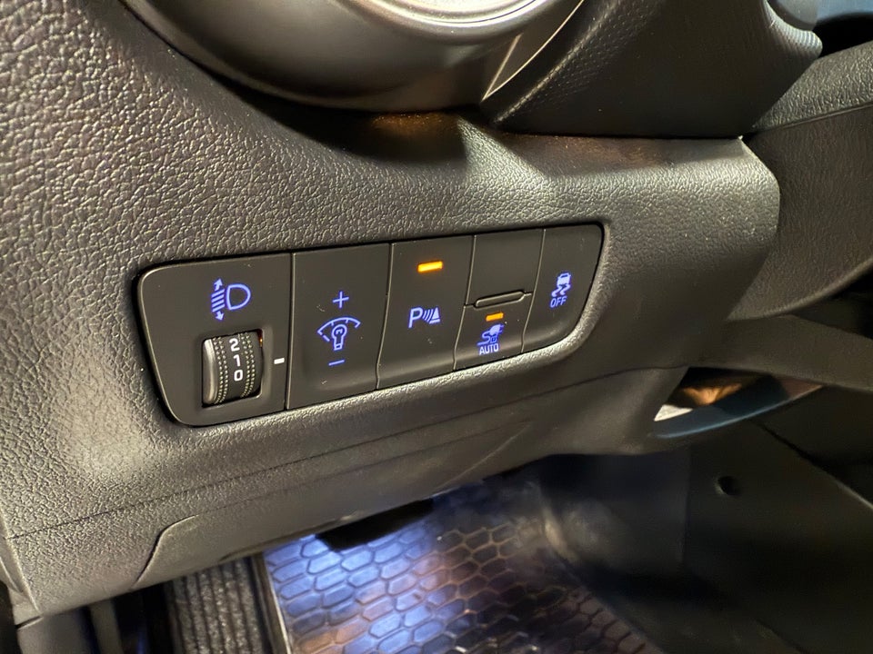 Hyundai Kona 39 EV Advanced 5d